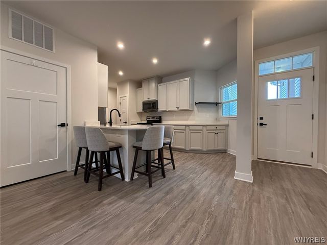 191 Stonebridge Road, Grand Island, NY 14072