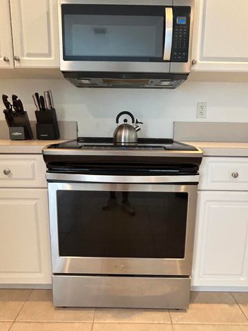 13517 Fountain View Boulevard, Wellington, FL 33414