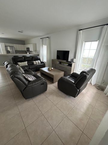 13517 Fountain View Boulevard, Wellington, FL 33414