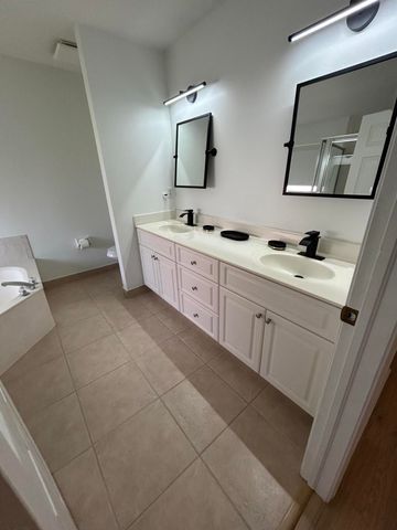 13517 Fountain View Boulevard, Wellington, FL 33414