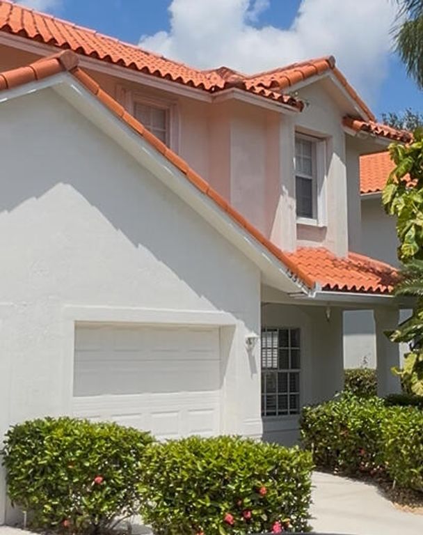 13517 Fountain View Boulevard, Wellington, FL 33414