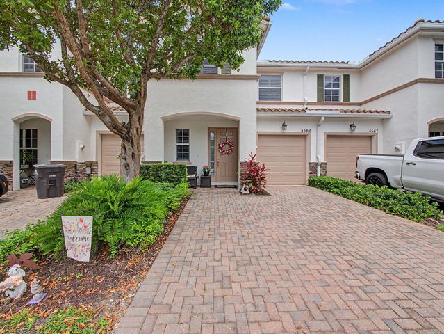 4569 Tara Cove Way, West Palm Beach, FL 33417