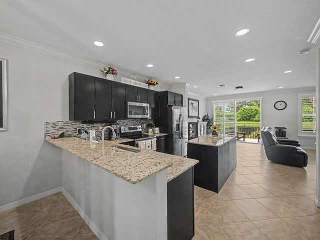 4569 Tara Cove Way, West Palm Beach, FL 33417