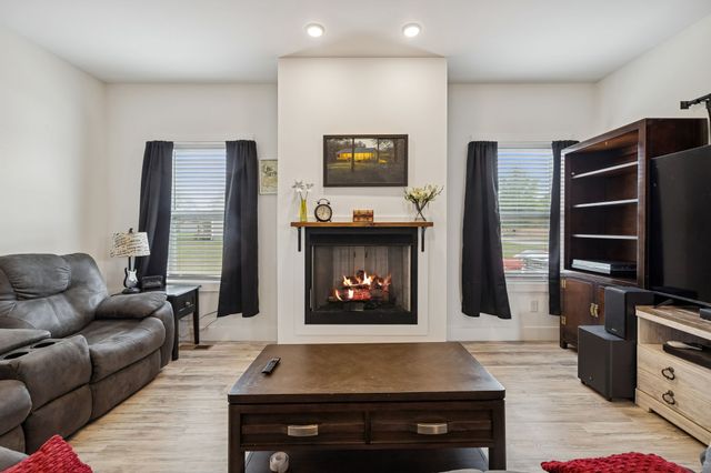 137 Mount Vernon Church Rd, Bethpage, TN 37022