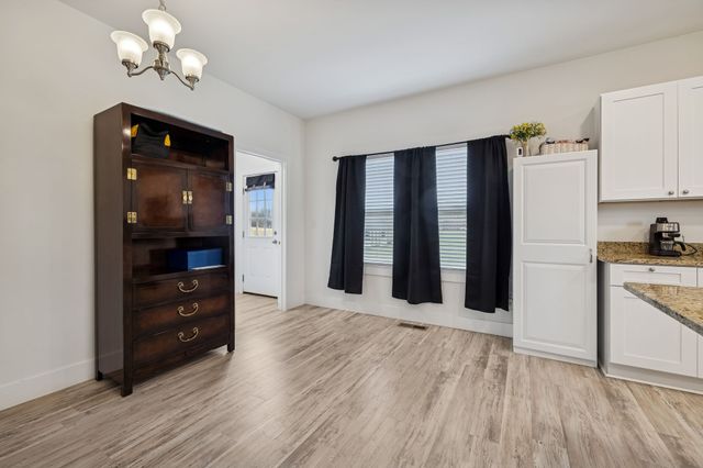 137 Mount Vernon Church Rd, Bethpage, TN 37022