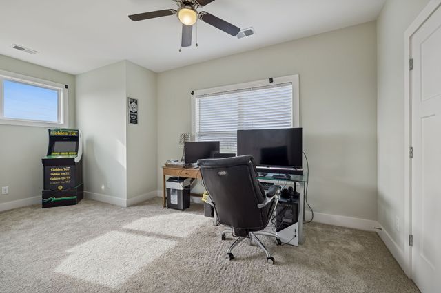 137 Mount Vernon Church Rd, Bethpage, TN 37022