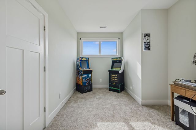 137 Mount Vernon Church Rd, Bethpage, TN 37022