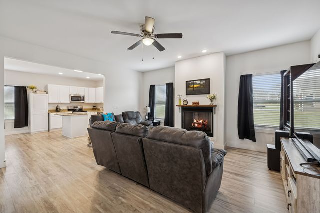 137 Mount Vernon Church Rd, Bethpage, TN 37022