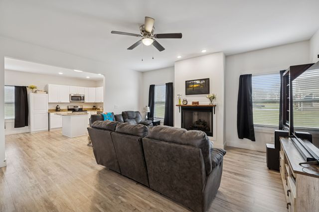 137 Mount Vernon Church Rd, Bethpage, TN 37022