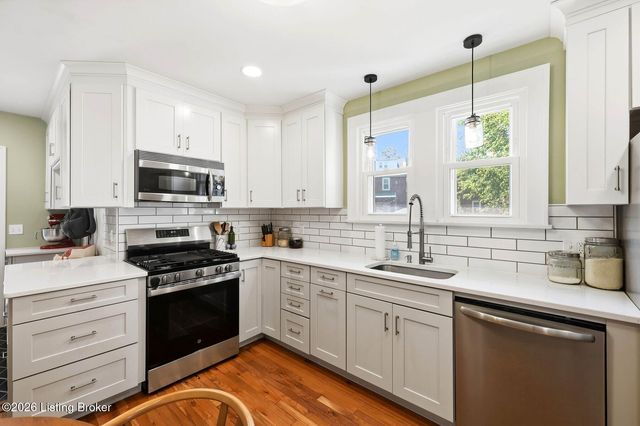 2031 Alexander Ave, Louisville, KY 40217