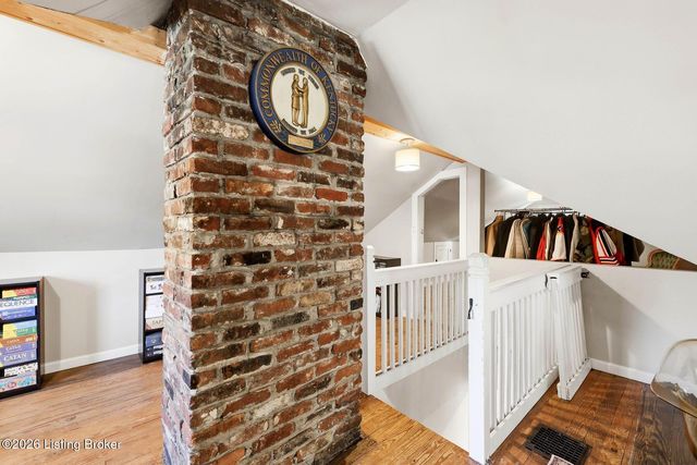 2031 Alexander Ave, Louisville, KY 40217