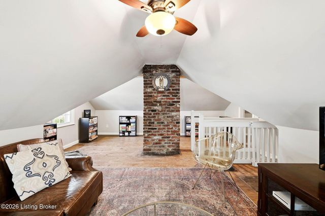 2031 Alexander Ave, Louisville, KY 40217