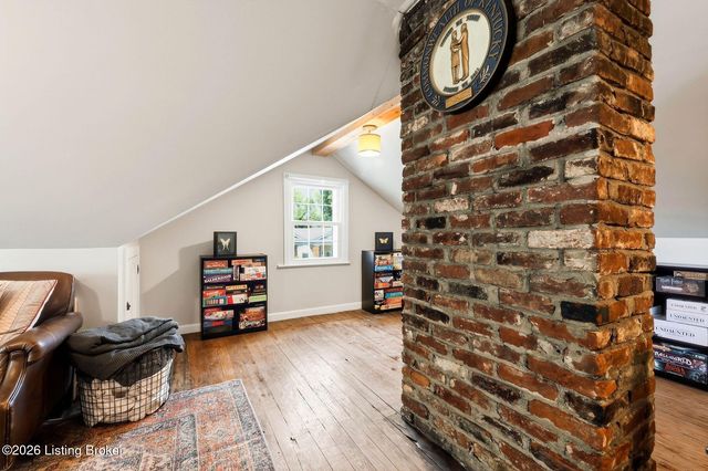 2031 Alexander Ave, Louisville, KY 40217