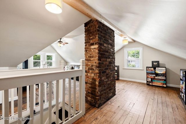 2031 Alexander Ave, Louisville, KY 40217