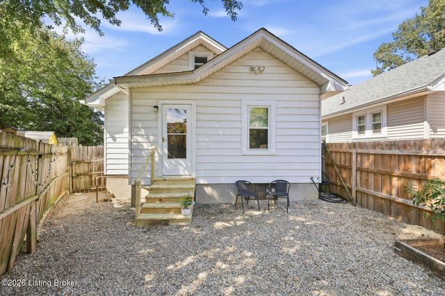 2031 Alexander Ave, Louisville, KY 40217