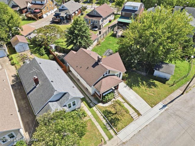 2031 Alexander Ave, Louisville, KY 40217