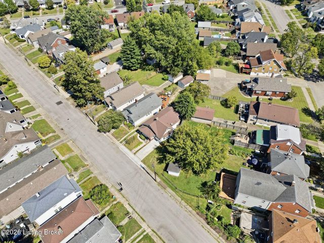 2031 Alexander Ave, Louisville, KY 40217