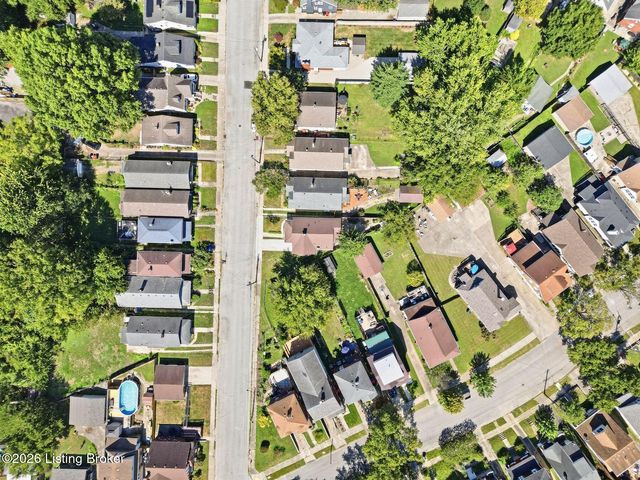 2031 Alexander Ave, Louisville, KY 40217