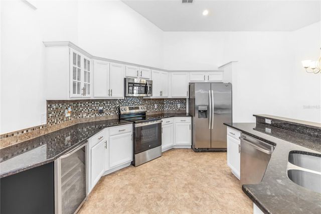 422 CANARY ISLAND COURT, Orlando, FL 32828