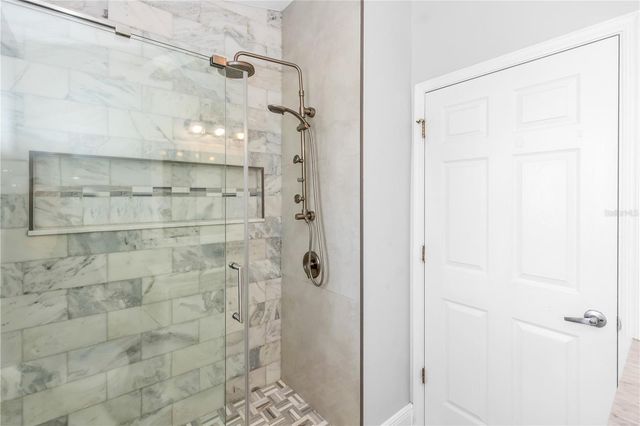 422 CANARY ISLAND COURT, Orlando, FL 32828