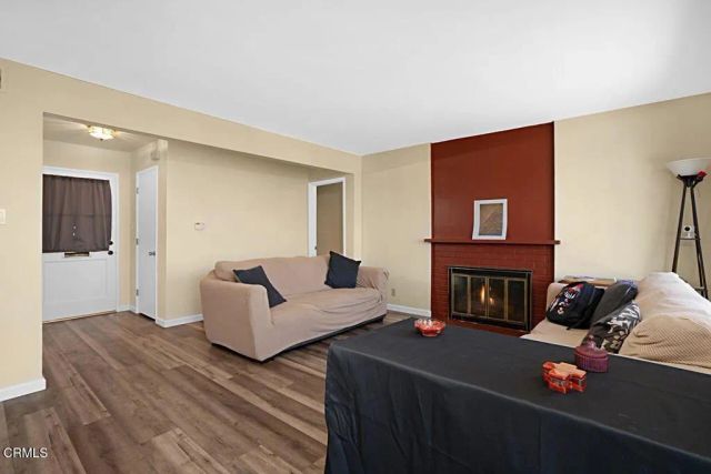 1127 Douglas Avenue, Oxnard, CA 93030