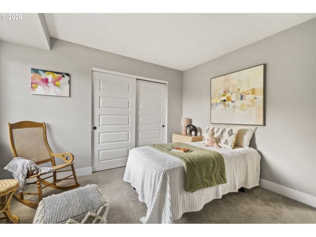 7955 N COURTENAY Ave, Portland, OR 97203