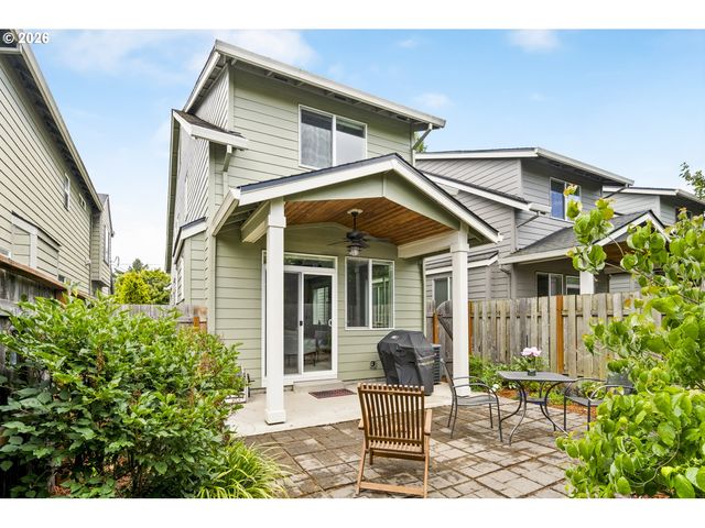 7955 N COURTENAY Ave, Portland, OR 97203