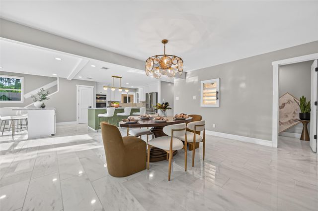 1202 Briar Bayou Drive, Houston, TX 77077