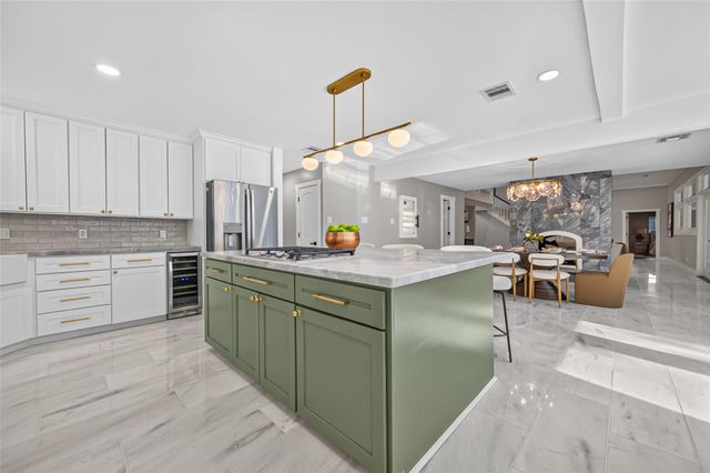 1202 Briar Bayou Drive, Houston, TX 77077