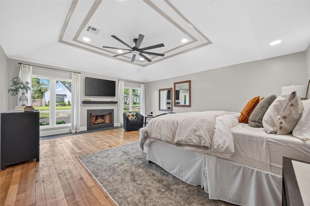 1202 Briar Bayou Drive, Houston, TX 77077