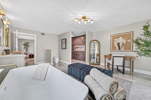 1202 Briar Bayou Drive, Houston, TX 77077