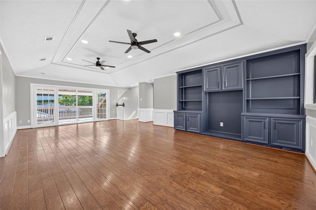 1202 Briar Bayou Drive, Houston, TX 77077