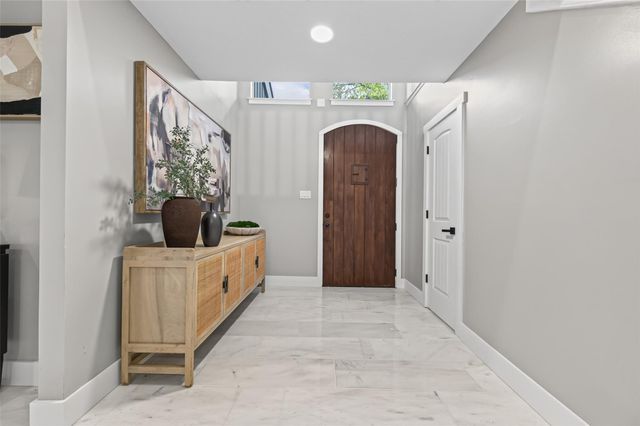 1202 Briar Bayou Drive, Houston, TX 77077