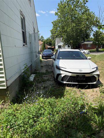 6386 Evergreen Avenue, Detroit, MI 48228