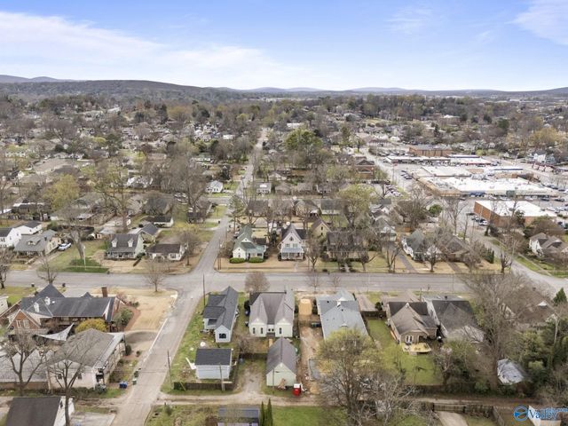 809 Ward Avenue NE, Huntsville, AL 35801
