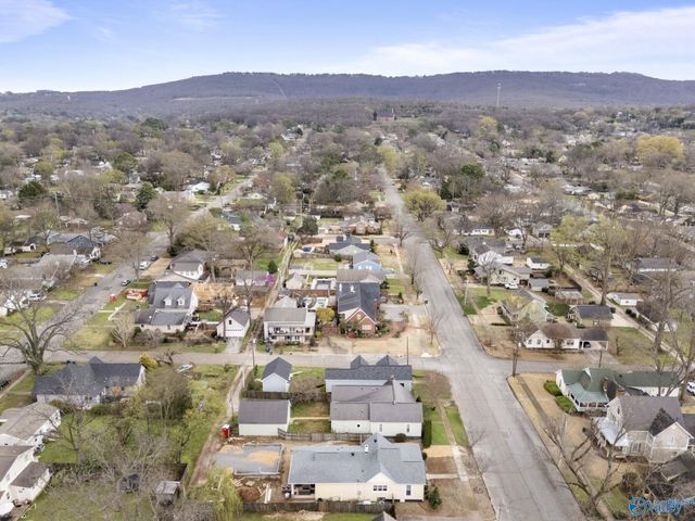809 Ward Avenue NE, Huntsville, AL 35801