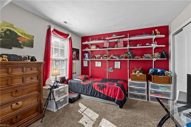 4632 Hunting Wood RD, Chesapeake, VA 23321