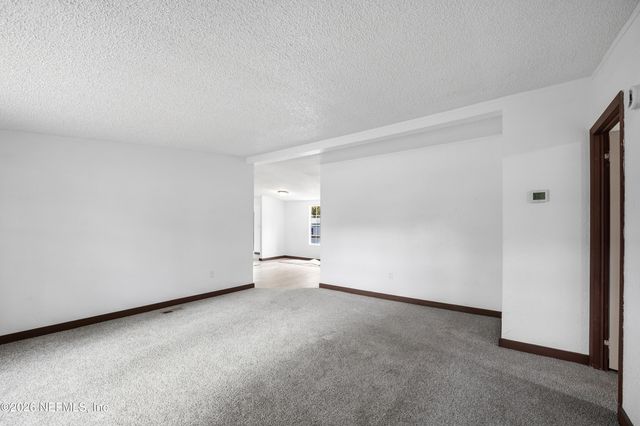 4318 DEERFIELD Circle W, Macclenny, FL 32063