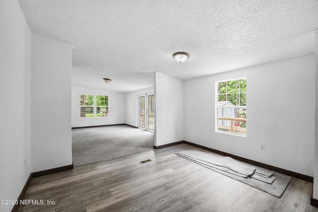 4318 DEERFIELD Circle W, Macclenny, FL 32063