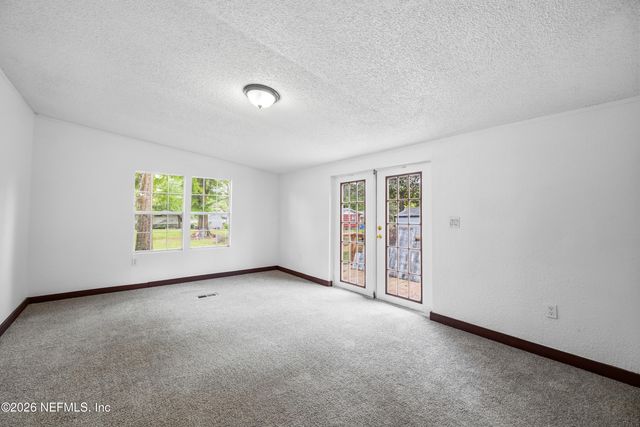 4318 DEERFIELD Circle W, Macclenny, FL 32063