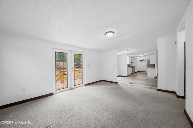 4318 DEERFIELD Circle W, Macclenny, FL 32063