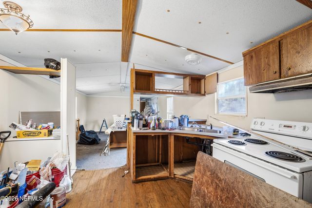 4318 DEERFIELD Circle W, Macclenny, FL 32063