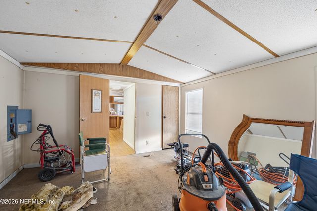 4318 DEERFIELD Circle W, Macclenny, FL 32063