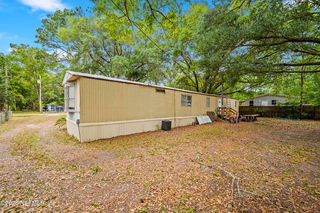 4318 DEERFIELD Circle W, Macclenny, FL 32063