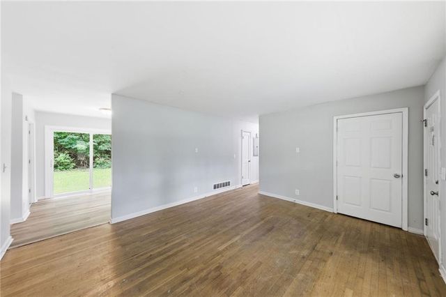 2463 Montezuma Circle, Ellenwood, GA 30294