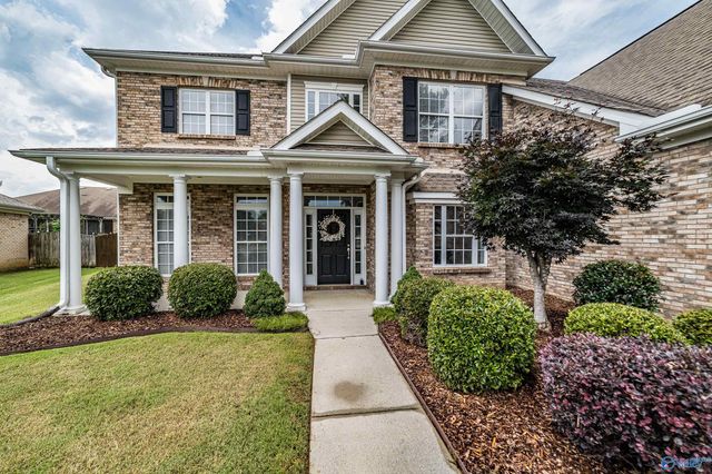 7002 Greystone Lane SE, Owens Cross Roads, AL 35763