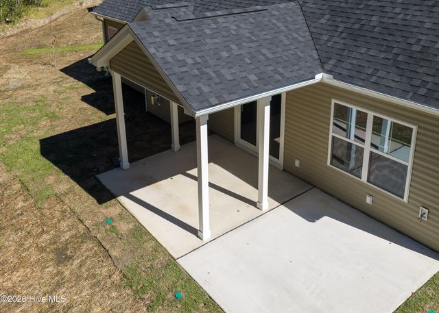 826 Red Sky Drive NE, Winnabow, NC 28479