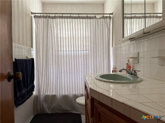 411 Cardinal Avenue, Killeen, TX 76541