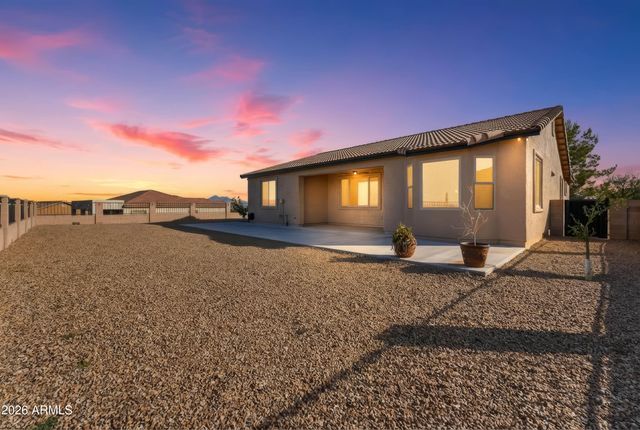 6592 E SADDLEHORN Circle, Hereford, AZ 85615