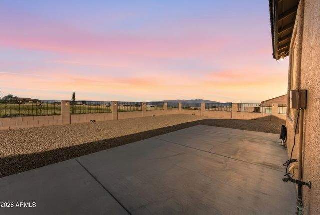 6592 E SADDLEHORN Circle, Hereford, AZ 85615